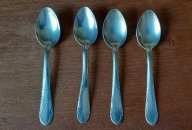 Łyżeczki do herbaty kawy stal nierdzewna 4 sztuki PRL vintage
