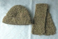 CZAPKA DAMSKA Z SZALICZKIEM ODCIENIE BEŻU