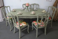 Stół rozkładany i 6 krzeseł w ludwiku, w kolorze szałwii