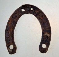 Podkowa 250 g mocno zardzewiała 11,5x13,5 cm