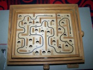 GRA ZRĘCZNOŚCIOWA - LABIRYNT.