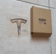TESLA MODEL Y EMBLEMAT LOGO KLAPY BAGAŻNIKA 1607786-00-A