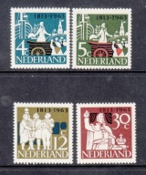 HOLANDIA **Mi 813-816 HISTORIA seria z 1963