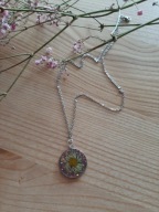 Naszyjnik z żywicy z suszonymi kwiatami Wyjątkowe prezent