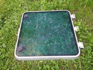 OKNO LUK DO JACHTU LEWMAR 69 X69 cm