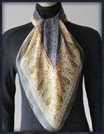 DELIKATNA APASZKA Szara Zieleń Wzór ORNAMENTY FOLK