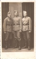 WEHRMACHT TRZECIA RZESZA -zdjęcie - ŻOŁNIERZE -format pocztówkowy