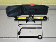 Zestaw narzędzi (OE) KIA Sportage V - podnośnik - klucz do kół 21mm - hak