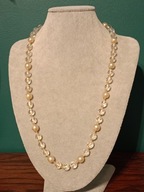 Piękny naszyjnik ze szklanych koralików i sztucznych pereł