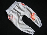 Spodnie dresowe z butem -- szeroka guma -- 110 - 116