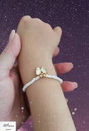 Bra0082 Bransoletka dziecięca na gumeczce koralik biały motylek