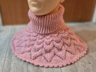 Jasnoróżowy golfik, otulacz na szyję zamiast szalika - HANDMADE