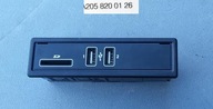 GNIAZDO USB CZYTNIK KART SD MERCEDES C 205 W205 2058200126