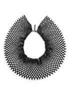 Czarny ażurowy naszyjnik z koralików – gotycki romantyczny kołnierz