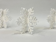 Bombka w kształcie Śnieżynki / zawieszka na choinkę druk 3D