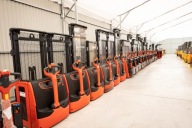 Wózek widłowy Paleciak z masztem Linde L16AP TRIPLEX BATERIA 2018 rok