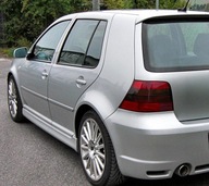 VW GOLF IV Progi R32 ABS Plastik 5 drzwi