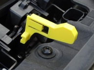 Mercedes W177 W118 A177 A118 CLA Zamek Maski Uchwyt Cięgno Rączka Plastik