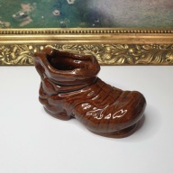 Ceramiczny bucik – figurka z pojemniczkiem – vintage – 10 cm