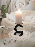 Świecznik dwie podkowy.