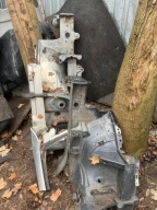 VW TIGUAN 5N0 ĆWIARTKA FARTUCH PODŁUŻNICA PRZÓD PRAWA LEWA