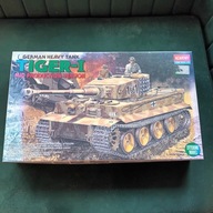 Model do sklejania Tiger 1 skala 1/35