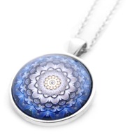 Wisiorek z mandalą na łańcuszku MANDALA ODWAGI niebieska gwiazda ethno boho