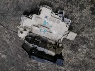PASSAT B6 ZAMEK DRZWI PRAWY TYŁ 3C4839016A