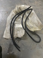 MAZDA 3 III BM USZCZELKA PRZEDNIEJ SZYBY PRZÓD 2013-