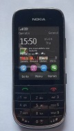Atrapa eksponat wystawa prezenter telefon smartfon Nokia Asha 203