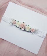 Biała koronkowa opaska wianek z różyczkami chrzest urodziny i inne okazje