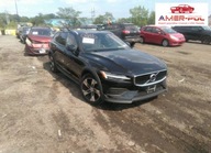 Volvo V60 Cross Country 2020, 2.0L, 4x4, T5, od ubezpieczalni 2.0 Benzyna