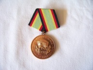 Medal Für treue Dienste NVA brązowy.