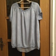 BLUZKA ITALY NIEBIESKA L-XL Z TYŁU WSTAWKA TIUL