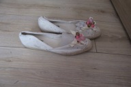 SANDAŁKI ZDOBIONE ROZM 39