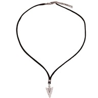 Naszyjnik męski na czarnym sznurku z wisiorkiem grotem 50+5 cm