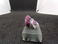 Rubin - Piękny Różowy Kryształ na Kwarcu z Miką | Afganistan