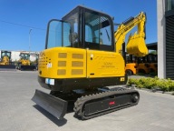 Koparka z kabiną GG3000 Silnik KUBOTA, 3000kg