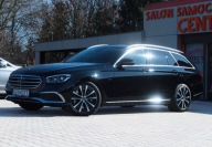 Mercedes E300de 306ps Lift Exclusive ACC hak Drive Pilot Blis Webasto Skóra