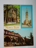 NOWY STAW - dom, kościół, plac T. Kościuszki - pocztówka z 1980 r