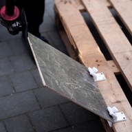 Uchwyt do ukosowania płytek