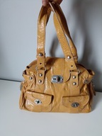 Śliczna piaskowa torebka lakierowana Russel & Bromley