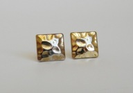 MAŁE KOLCZYKI POZŁACANE KWADRATY