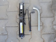 Audi A4 B9 8W0 lewarek podnośnik klucz