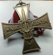 walecznym na polu chwaly 1920 medal oreder cud nad