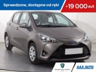 Toyota Yaris 1.5 Hybrid, Salon Polska