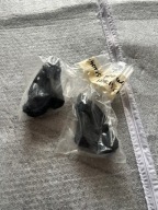 TOYOTA YARIS CROSS ŚLIZG ZDERZAKA TYŁ LEWY 52563-0D110 PRAWY 52652-0D220