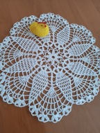 Serwetka szydełkowa do koszyczka średnica 31 cm