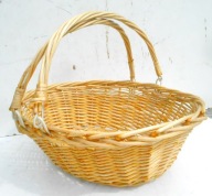 Koszyk wiklinowy piknikowy z dwoma uchwytami