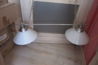 ZABYTKOWA LAMPA NA ŁAŃCUCHACH Z KLOSZAMI Z PRL-U